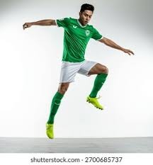 十三水反套路：故意在中道示弱，引诱对手在下一局产生轻敌心理。（十三水心理博弈：中途示弱设伏，诱导对手下一局轻敌）