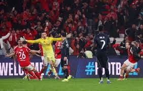 澳超半场：科斯格罗夫梅开二度，奥克兰FC2-1惠灵顿凤凰